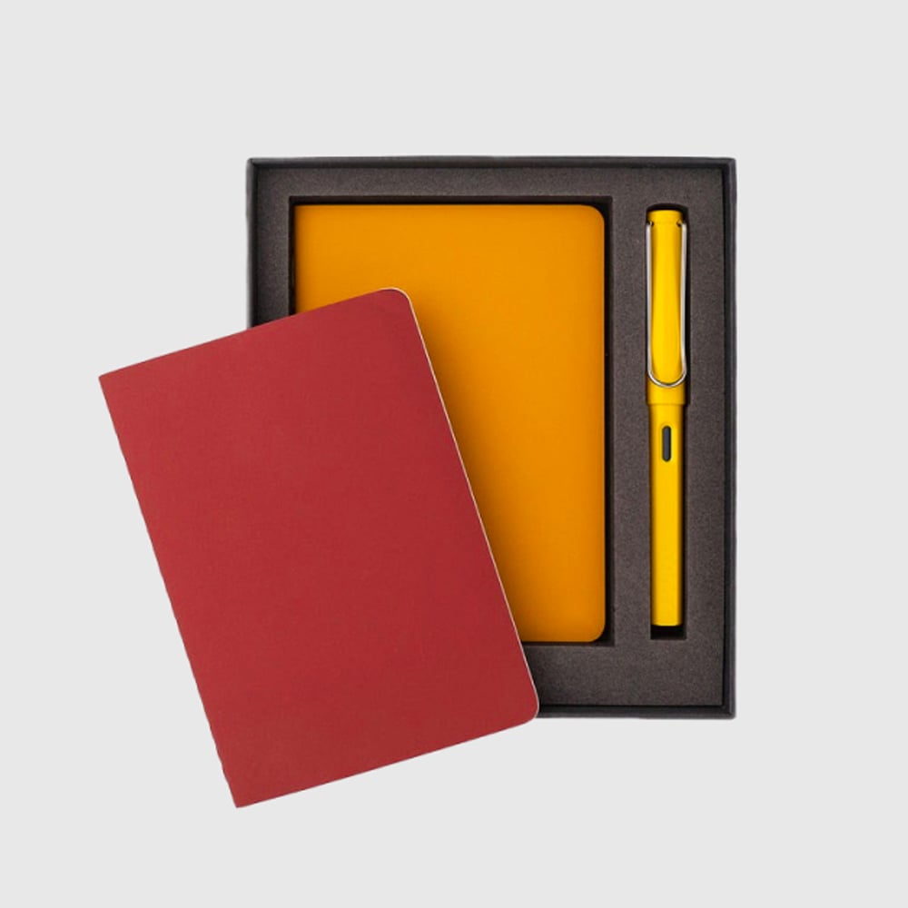 Fountain Pen And Journals Gift Set (1)